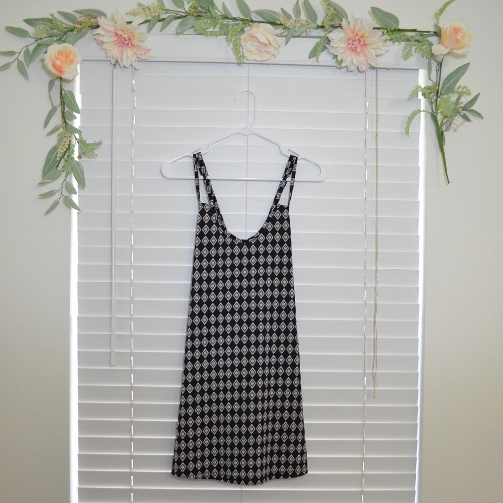 J. Valdi – Short Tank Dress
